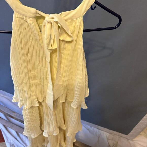 DRESSES - Picture 4 of 8